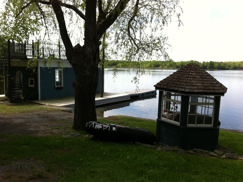 Windswept On The Trent Hotel Campbellford Ngoại thất bức ảnh